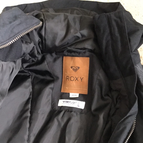 NEW Roxy Snow Jacket - Picture 6 of 13